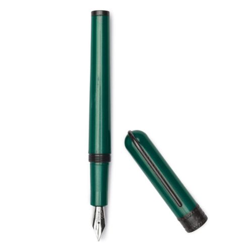 Pineider Metropolis Green  Fountain Pen - Fine  Nib