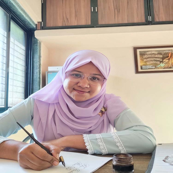 November Artist of the Month... Munzira